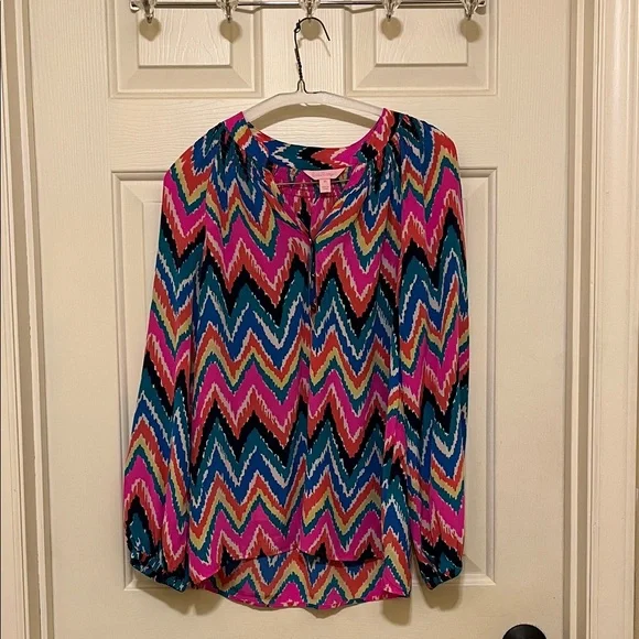 Lilly Pulitzer Vibrant Zigzag Blouse - Picture 1 of 3